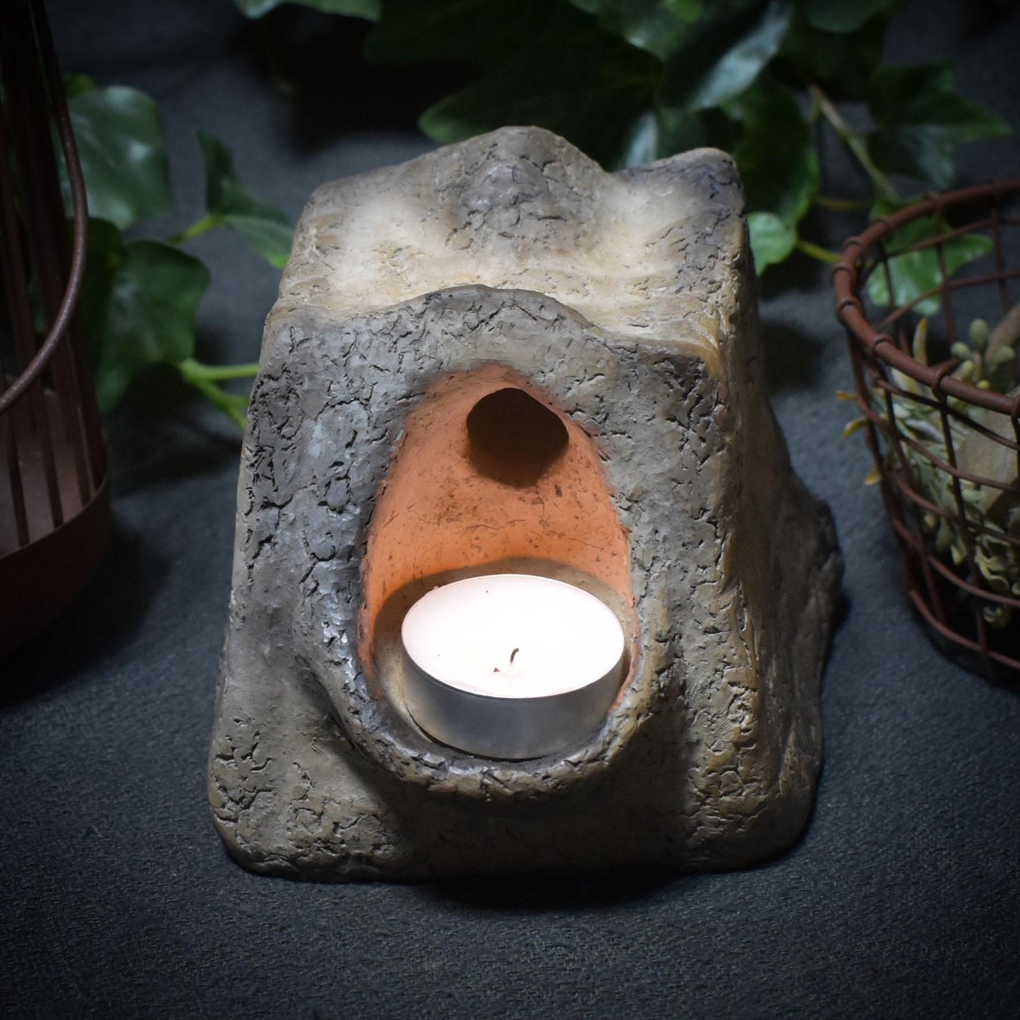 Portal ins Licht - handgefertigter Teelichthalter aus traditioneller Rauchbrandkunst - Art.Nr.: TKH008