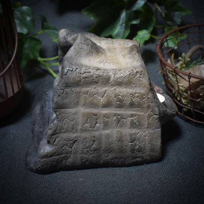 Portal ins Licht - handgefertigter Teelichthalter aus traditioneller Rauchbrandkunst