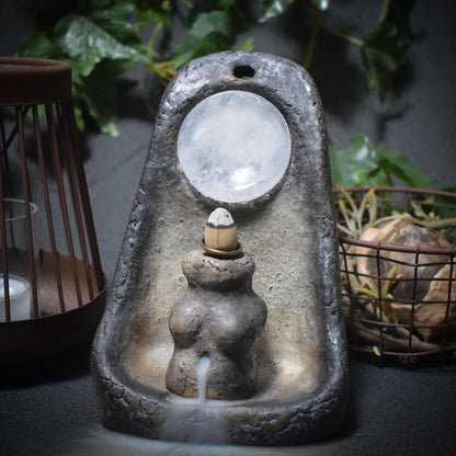 Dein wandmontierter Hausaltar mit Rückfluss Räucherkegelhalter – wo Göttinnenkraft und Erdverbundenheit fließen - Art.Nr.: SCH014