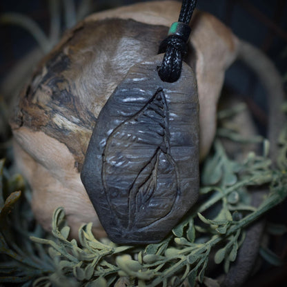 Krafttier-Amulett „Muschel“ – schamanischer Talisman mit verstellbarem Leder- oder Baumwollband