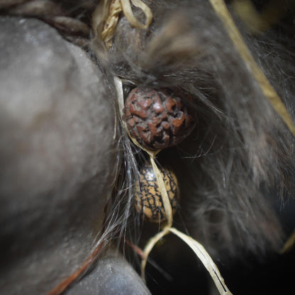 Schamanische Stammeskrieger-Büste – Macht & Mystik in Ton vereint und im Feuer geboren - Art.Nr.: SKU075