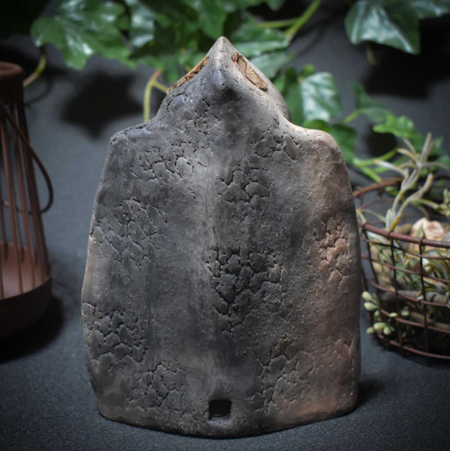 Quelle des Seins – Yoni-Göttin für selbstbestimmte Weiblichkeit - spirituelle Rauchbrandkunst - Art.Nr.: SKU084