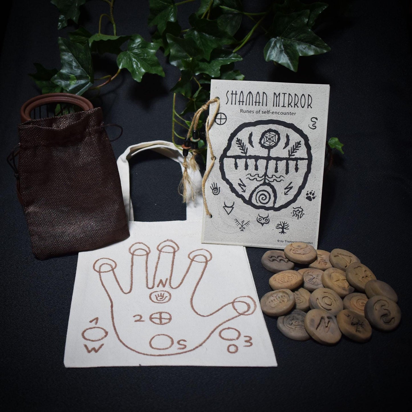 Rauchbrand-Runen – Handgefertigtes Orakel-Set - Selbstbegegnung -| Guidebook in Deutsch, Englisch oder Französisch - Art.Nr.: SSP003