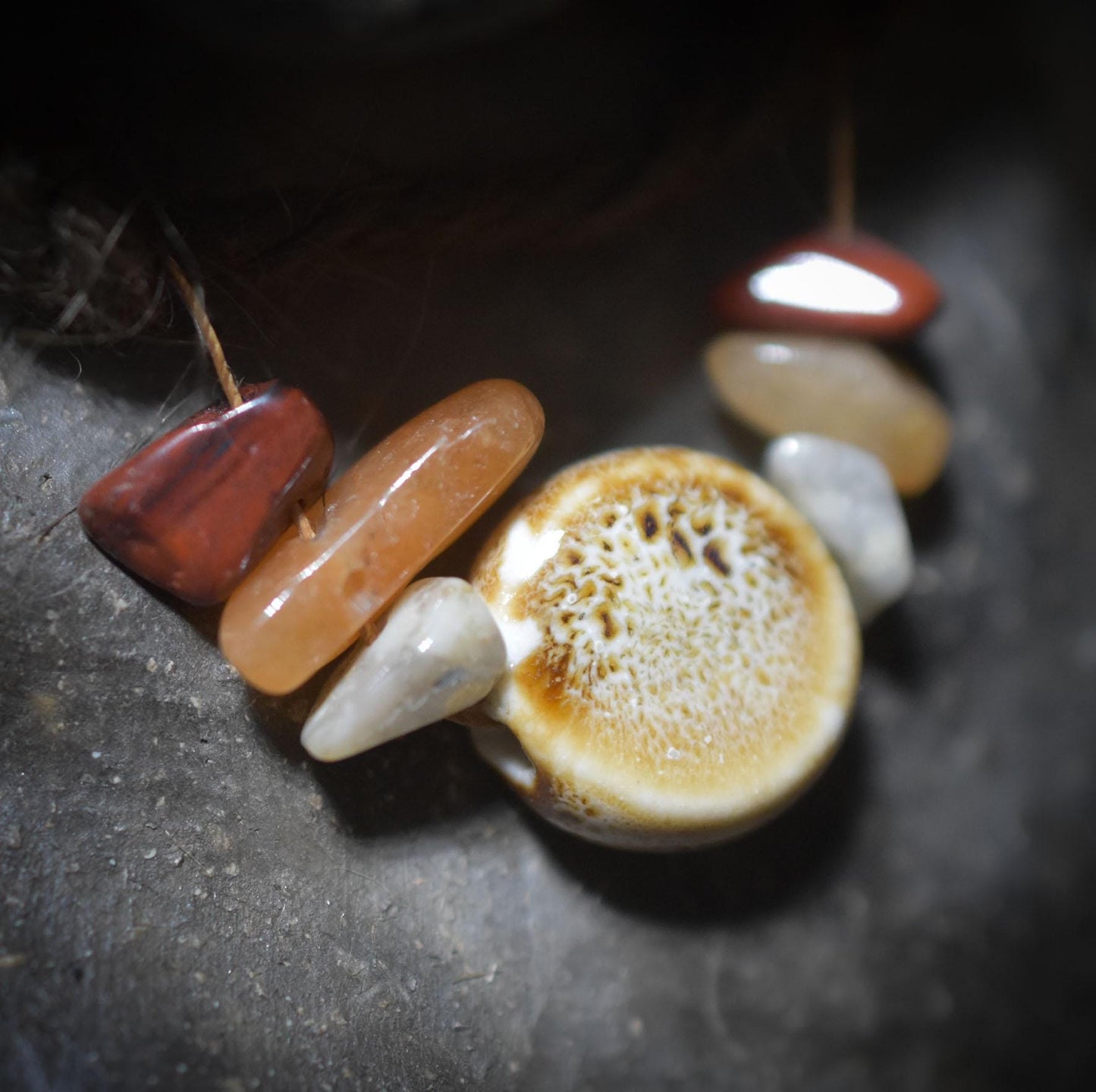 Wilde Weisheit in Ton – Die Seele einer unangepassten Frau - rebellischer Charme