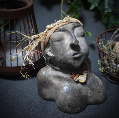 Wilde Weisheit in Ton – Die Seele einer unangepassten Frau - rebellischer Charme