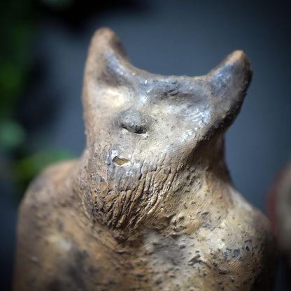 Cernunnos – Der Gehörnte in Rauchbrandkunst - Keltischer Gott des Waldes, sitzend mit echter Hornspitze im Schoß - Art.Nr.: SKU111