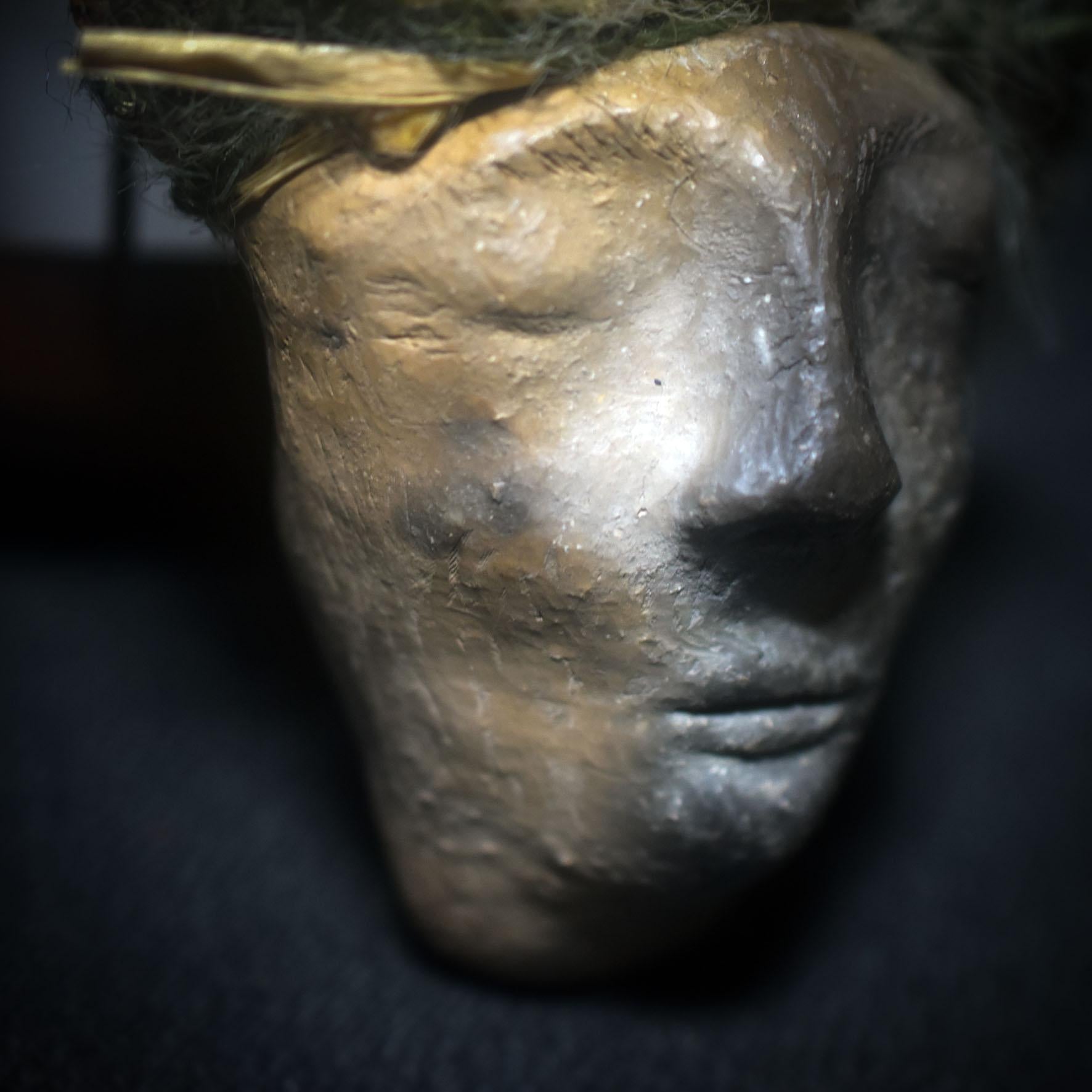 Hüter des Waldes – Archaische Skulptur in Rauchbrandtechnik - Wächter der wilden Naturkräfte - Art.Nr.: SKU121