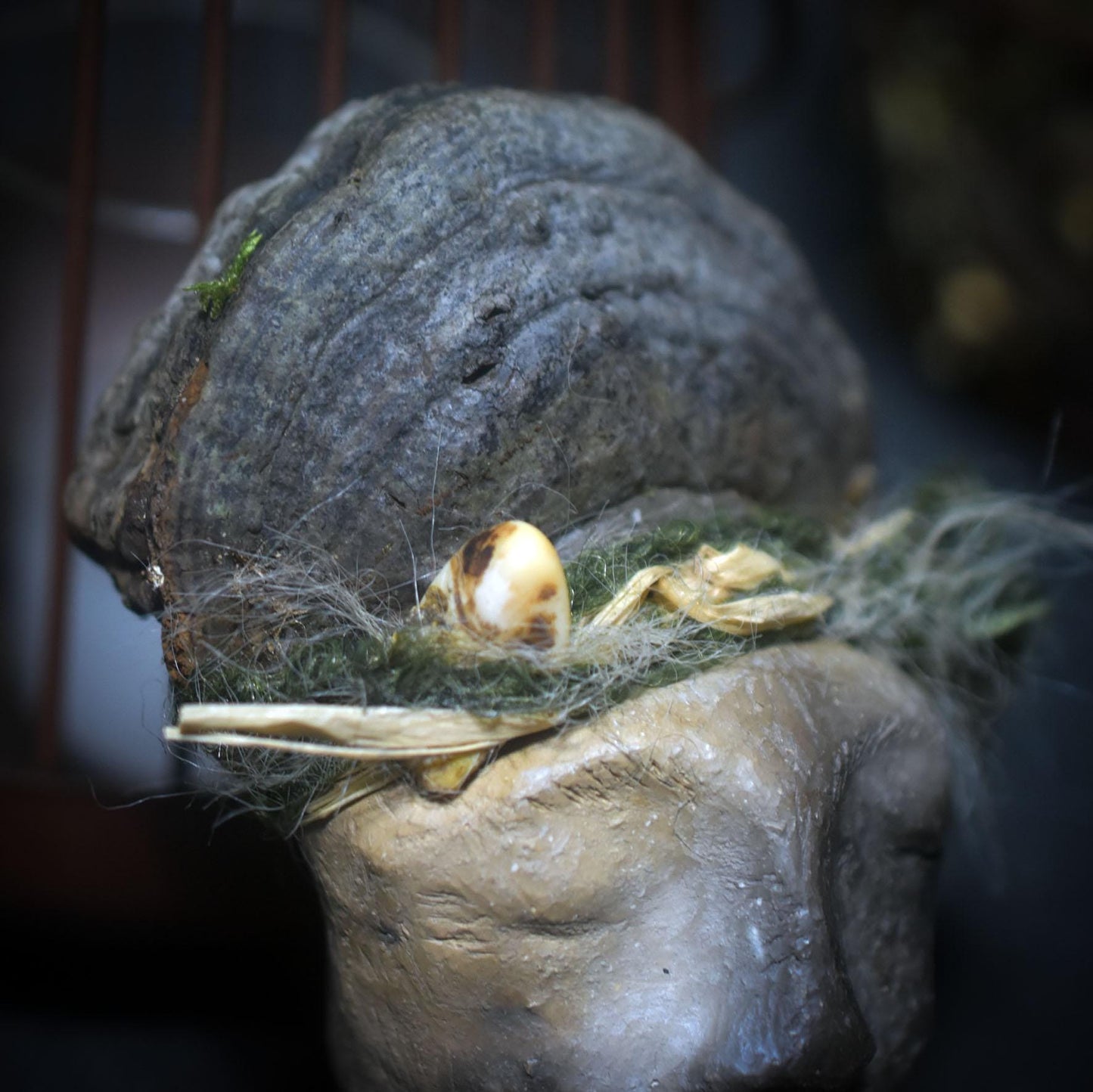 Hüter des Waldes – Archaische Skulptur in Rauchbrandtechnik - Wächter der wilden Naturkräfte - Art.Nr.: SKU121