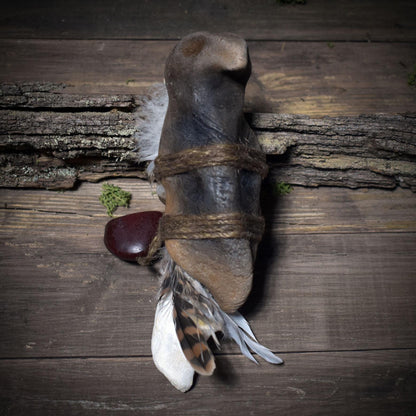 Ritualstab des Falken – Schamanisches Werkzeug in Rauchbrandkunst - Klarer Blick, Führung & luftige Kraft