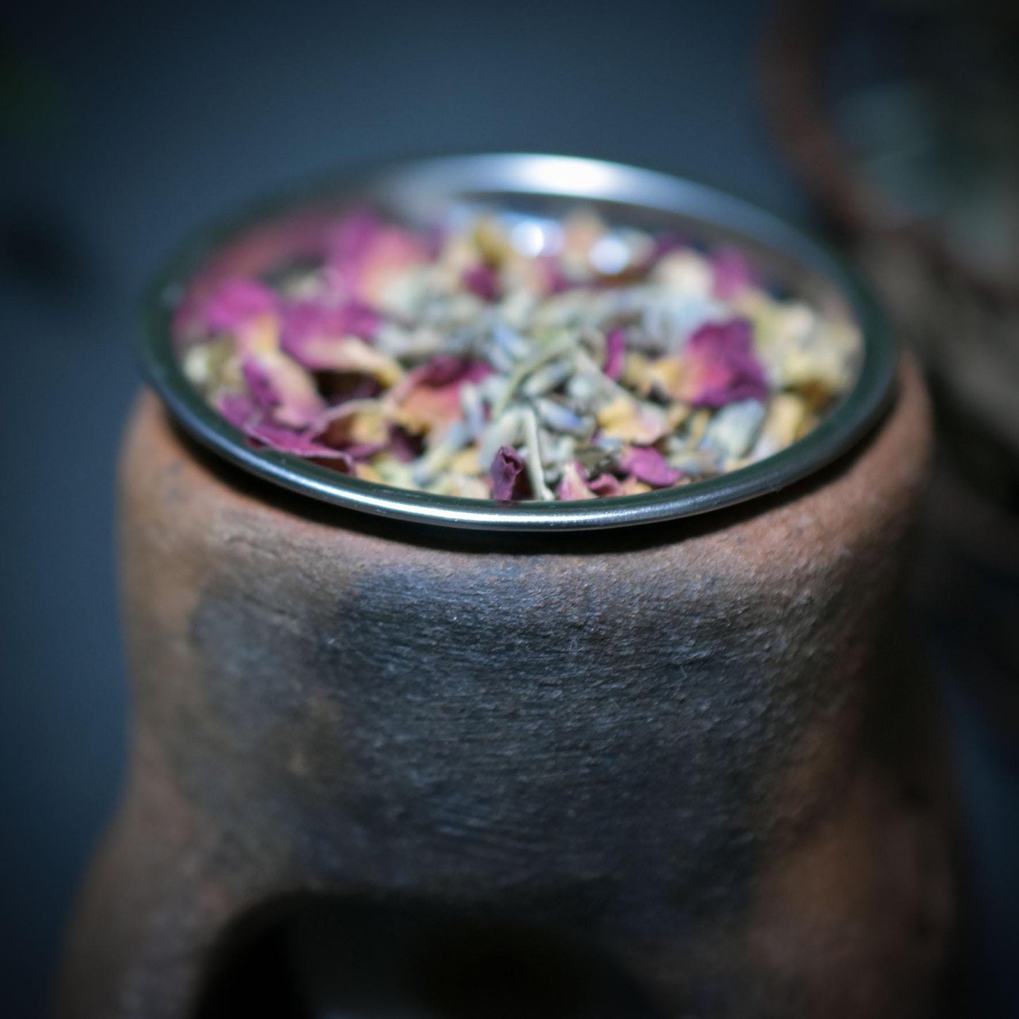 3-in-1 Rauchzauber – Vielseitiges Räucherstövchen/ Duftlampe/Teelichthalter in traditioneller Rauchbrandkunst - Art.Nr.: RÄG024