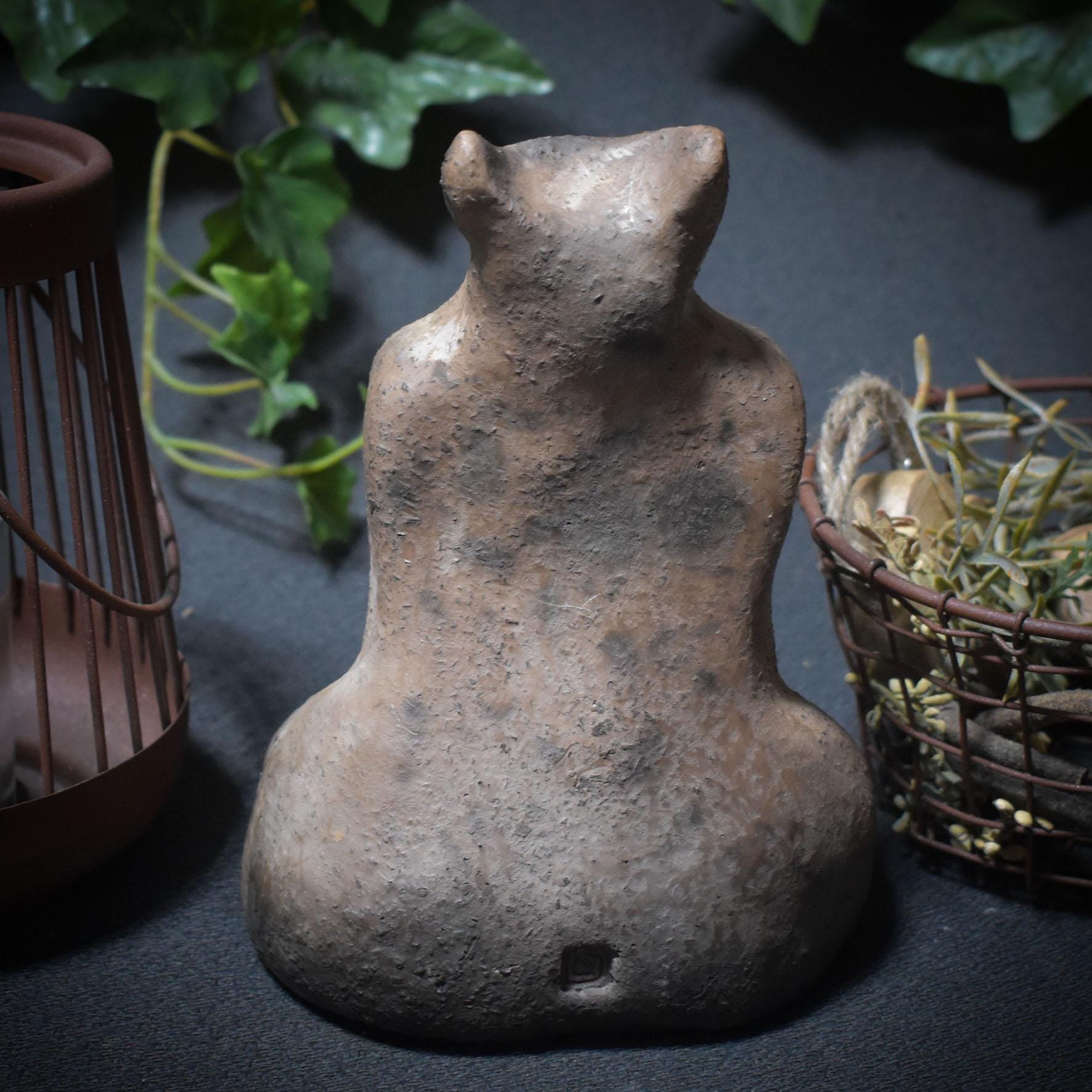 Cernunnos – Der Gehörnte in Rauchbrandkunst - Keltischer Gott des Waldes, sitzend mit echter Hornspitze im Schoß - Art.Nr.: SKU111