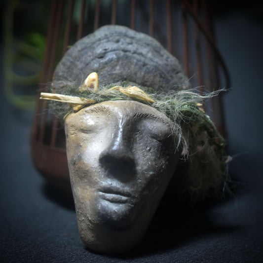 Hüter des Waldes – Archaische Skulptur in Rauchbrandtechnik - Wächter der wilden Naturkräfte - Art.Nr.: SKU121