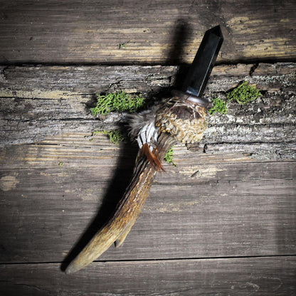 Ritualstab des Schutzes – Dein Begleiter aus Geweih und goldenem Obsidian - Art.Nr.: RST015