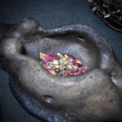 Die liegende Göttin – 4-in-1 Räuchergefäß für deine Rituale - spirituelle Reinigung - Art.Nr.: RÄG037