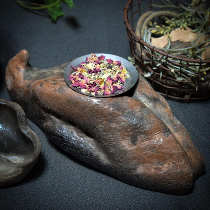 Der liegende Falke/4-in-1 Räuchergefäß für Klarheit & Weitblick - Duftlampe/Räucherschale/Räucherstövchen/Teelichthalter - Art.Nr.: RÄG038