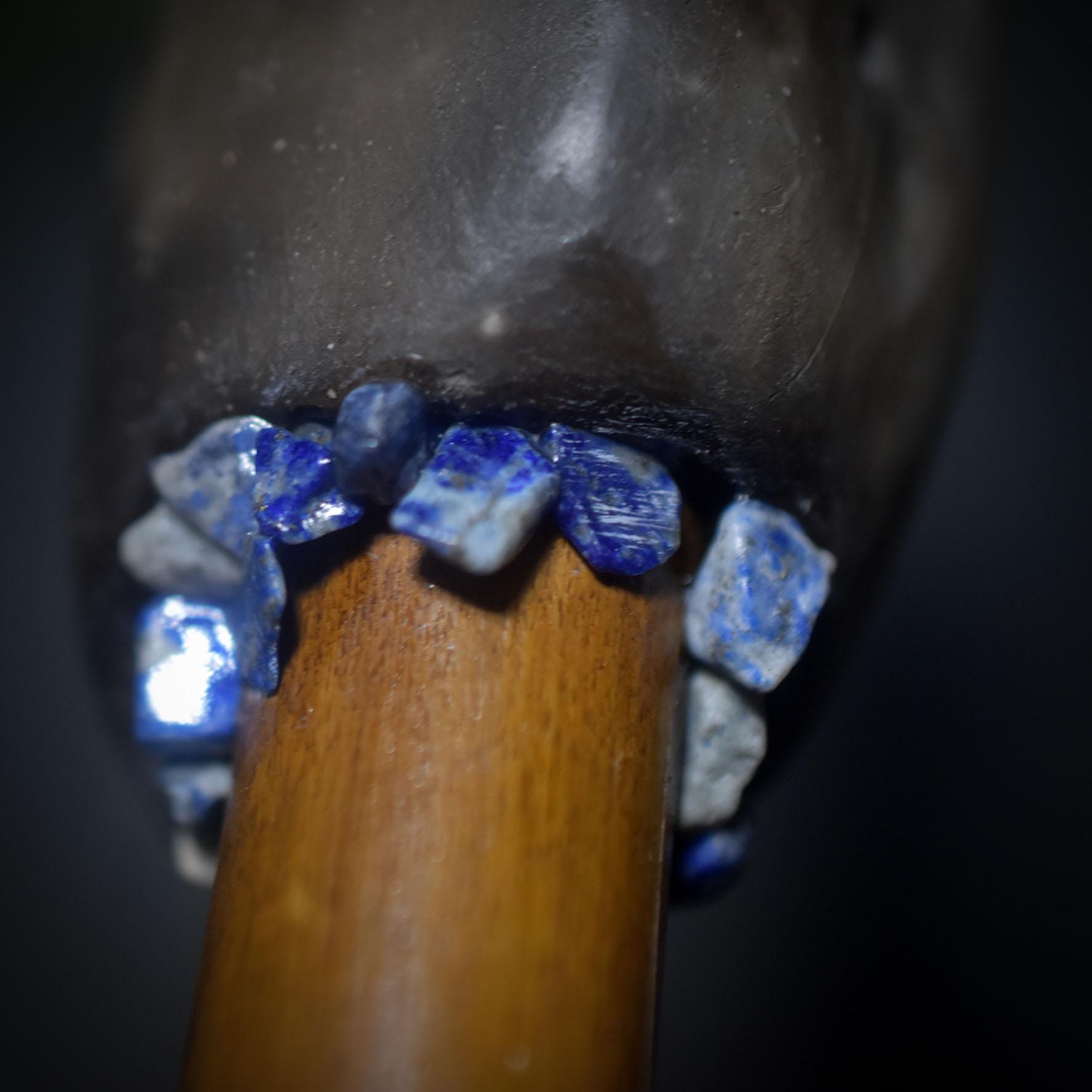 Räucherfedern der Mondgöttin – Hüterin von Intuition und Klarheit - archaische Rauchbrandkunst - Ritualwerkzeug