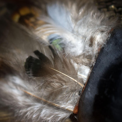 Räucherfächer -Schamanische Verbindung- – Handgefertigt aus Ton & Naturfedern - Ritualwerkzeug - Art.Nr.: RÄF015