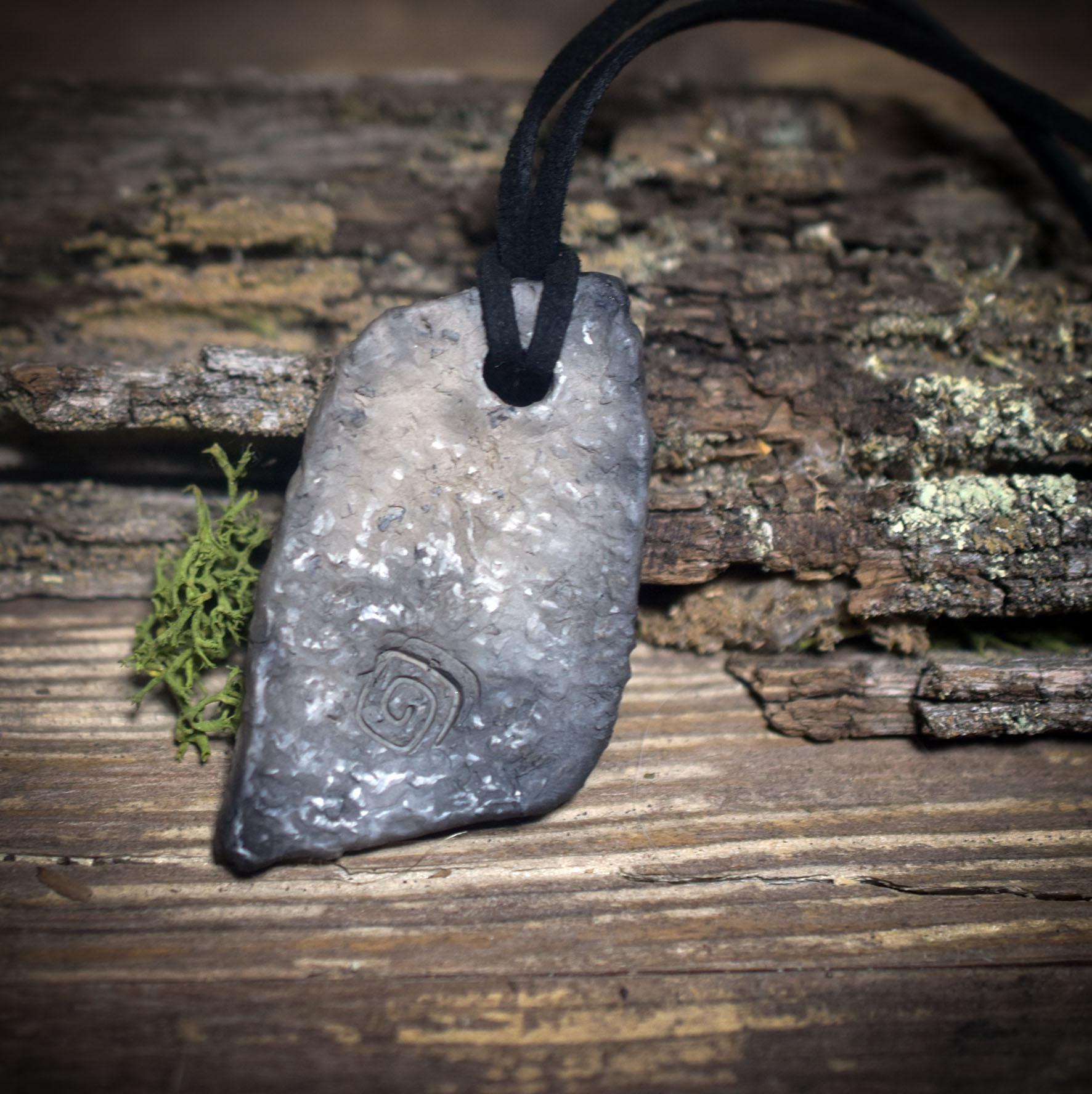 Cernunnos – Das Amulett des Gehörnten - Rauchbrand Schmuckstück - der Gott des Waldes und der Tiere - Art.Nr.: AMU059