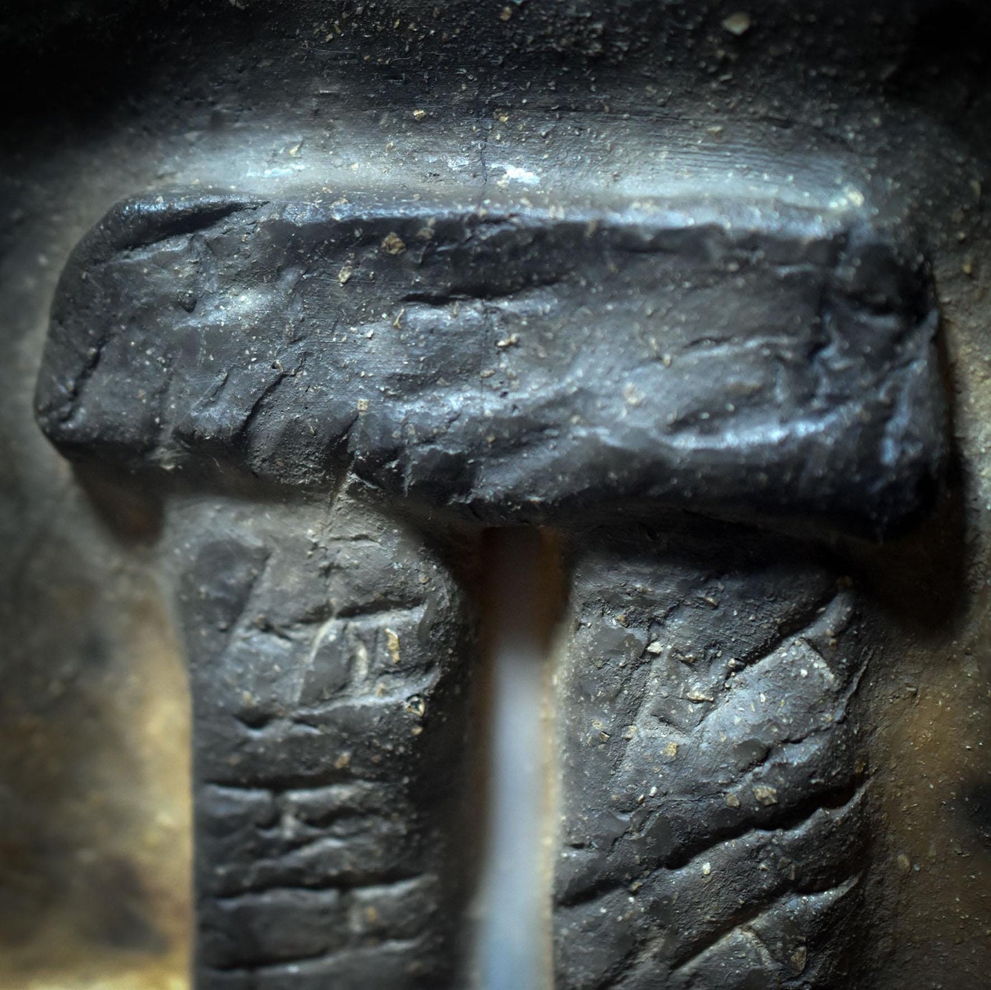 Rückfluss-Räucherkegelhalter Stonehenge – Rauchbrandkunst & Ritualkraft - 2 in 1 Räuchergefäß