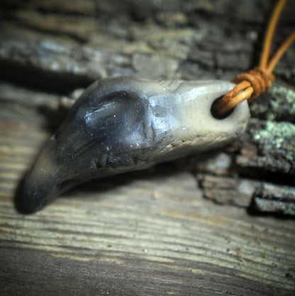 Die Kraft des Adlers – Traditionelles Rauchbrand-Amulett - Krafttier Schmuck - Art.Nr.: AMU062