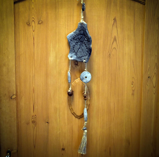 Hexenglocke Nordisches Schutzsymbol – Wand- und Fensterdeko aus Ton mit Glöckchen und Quaste - Art.Nr.: HEX024