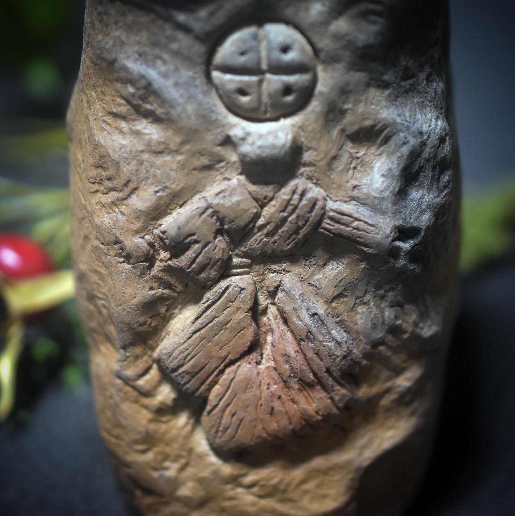 Kerzenhalter Nordisches Strohpuppen-Symbol – Traditionelle Rauchbrandkunst für Jul und Weihnachten - Art.Nr.: TKH012