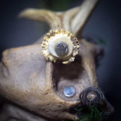 Cernunnos – Hüter des Waldes und der wilden Seele - keltische Mythologie, traditionell gebrannte Rauchbrandkunst - Art.Nr.: SKU155