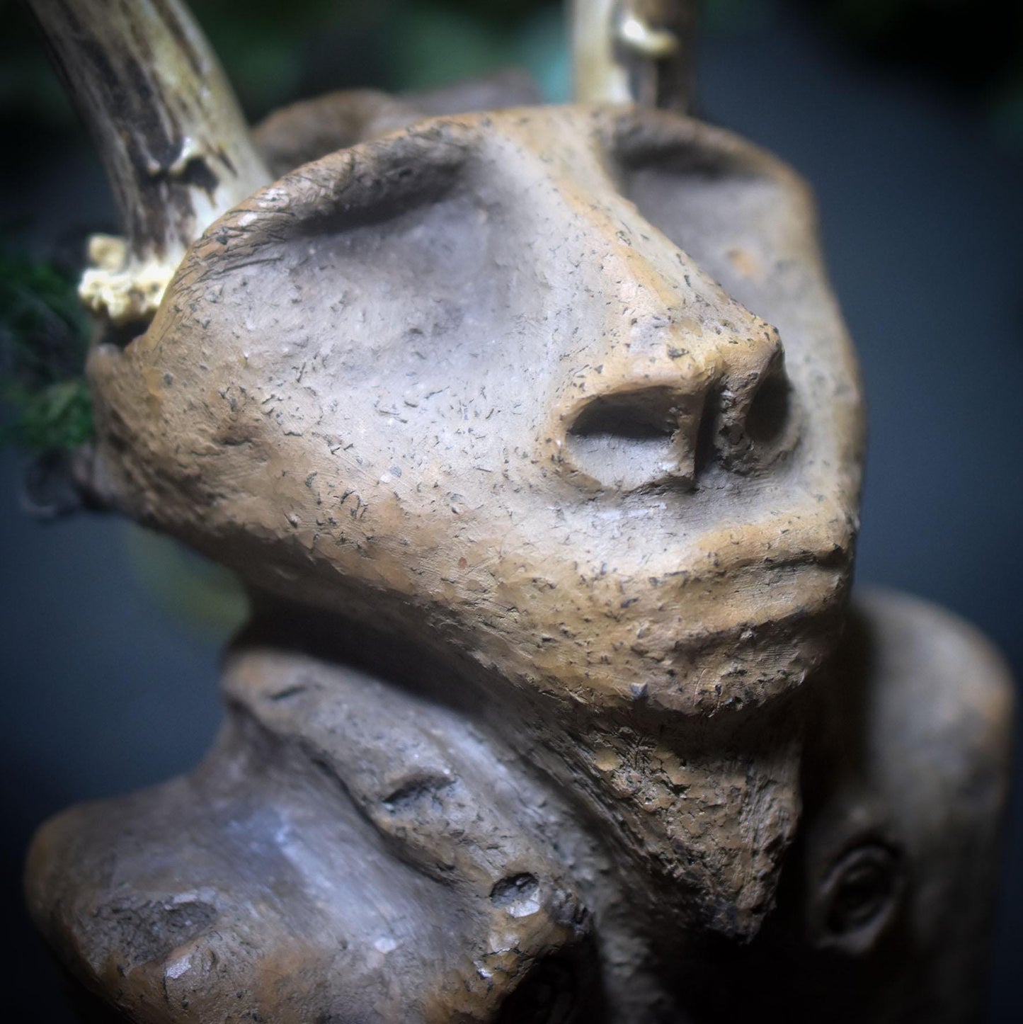 Cernunnos – Hüter des Waldes und der wilden Seele - keltische Mythologie, traditionell gebrannte Rauchbrandkunst - Art.Nr.: SKU155