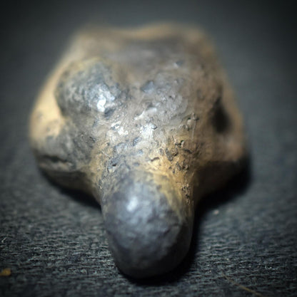 Taschengöttin – Venus als Begleiterin Deiner inneren Kraft - traditionell gebrannter Ton - inspiriert durch Artefakte - Art.Nr.: TAS007