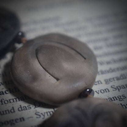 Weg der Transformation – Rauchbrand-Kette mit 5 Steinen für Wandel und Erneuerung - Art.Nr.: WKR003