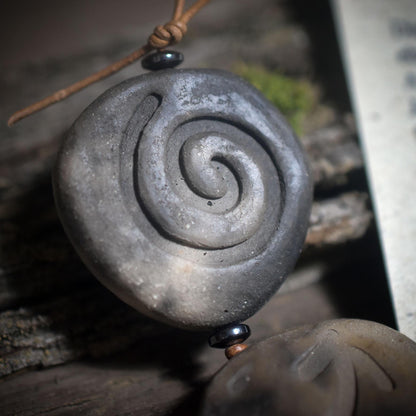 Weg der Transformation – Rauchbrand-Kette mit 5 Steinen für Wandel und Erneuerung - Art.Nr.: WKR003