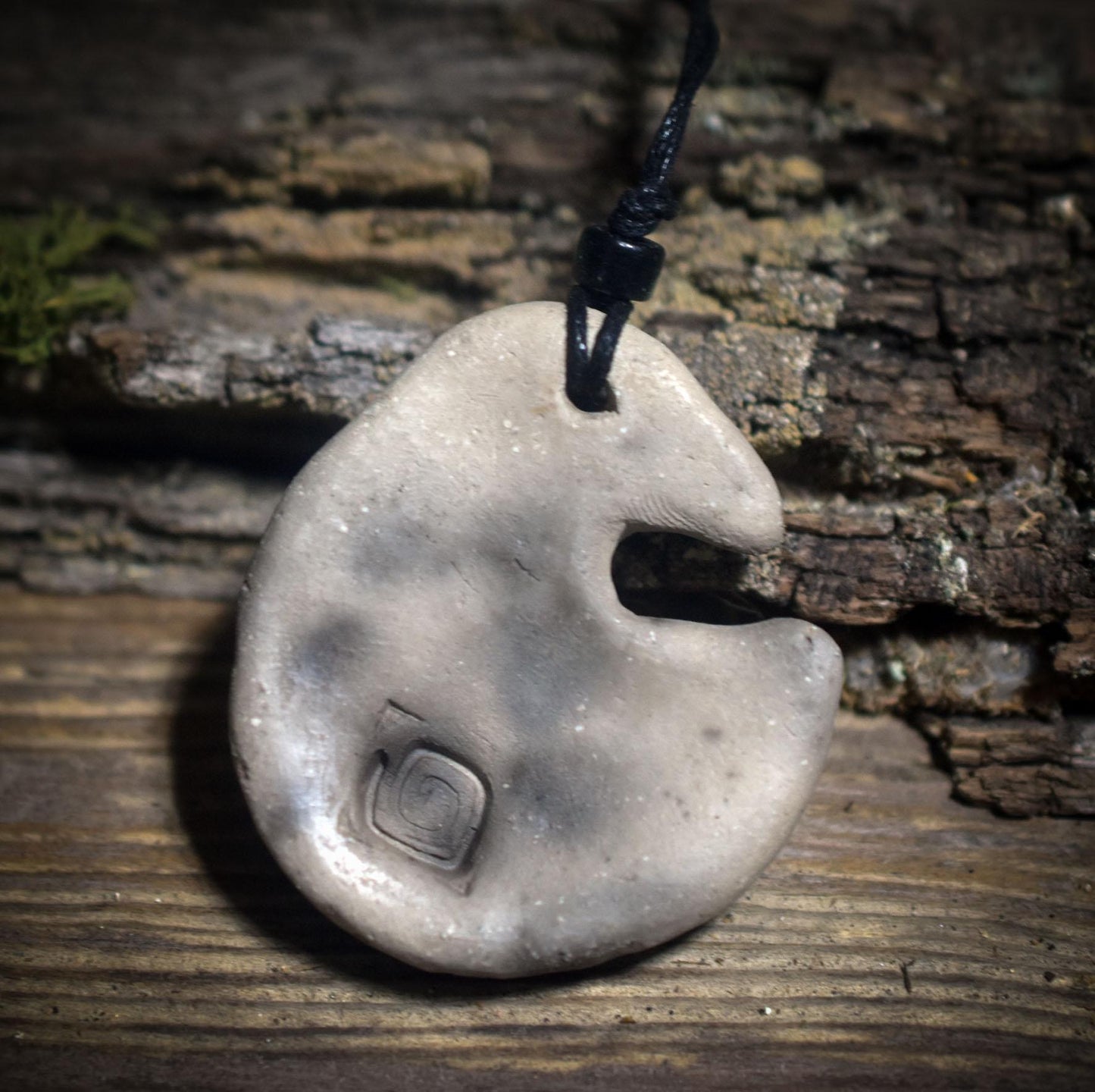 Handgefertigtes Vogel-Amulett - Die Freiheit des Himmels - Krafttier Kette - Art.: AMU064