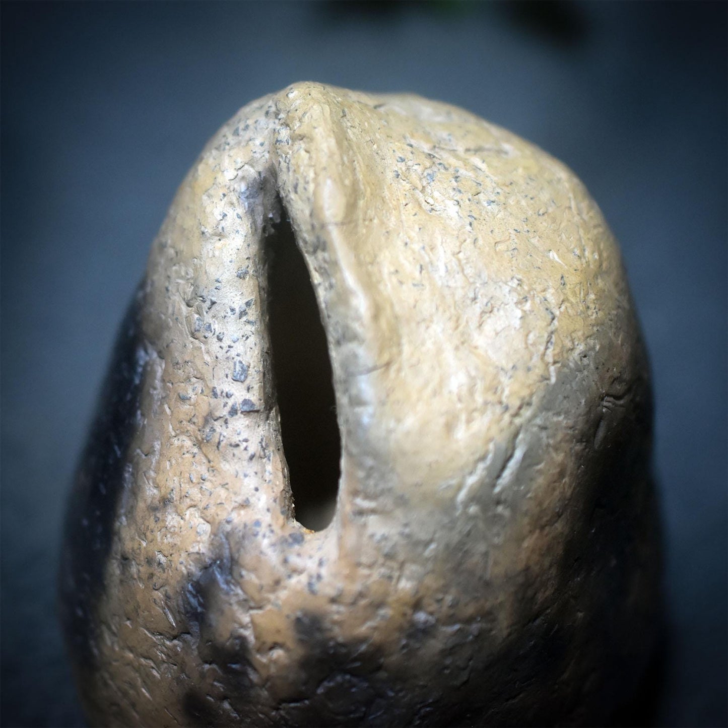 Wunschhüter aus Ton – Archaisches Ritualwesen für deine Herzensanliegen - dein spiritueller Begleiter