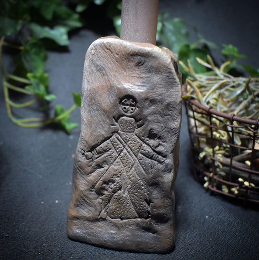 Jul-Kerzenhalter – Traditionelle Rauchbrandkunst mit nordischem Schutzsymbol - Art.Nr.: TKH014