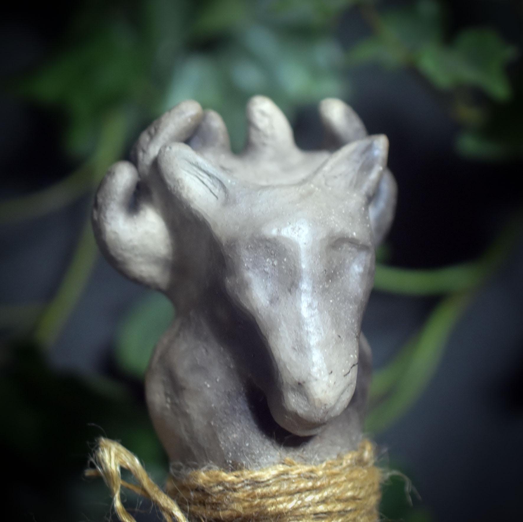 Ritualstab Krafttier Hirsch – Schutz & Weisheit für das kommende Julfest - spiritueller Begleiter - Art.Nr.: RST026