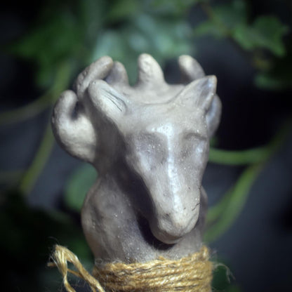 Ritualstab Krafttier Hirsch – Schutz & Weisheit für das kommende Julfest - spiritueller Begleiter - Art.Nr.: RST026