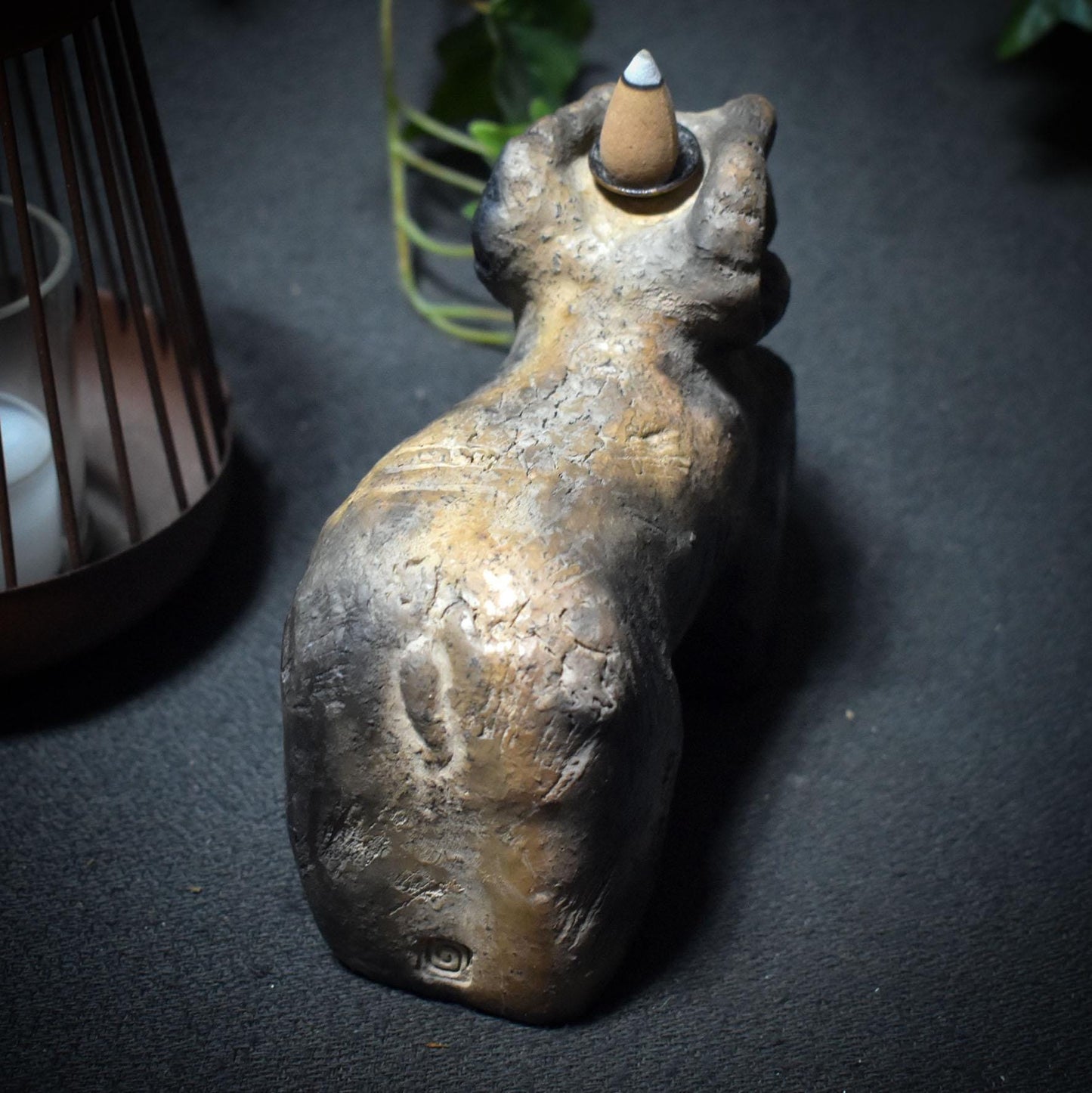 Rückfluss Räucherkegelhalter „Jul Ziege“ – Traditionelle Rauchbrandkunst für Heidnische Weihnachten - Art.Nr.: RÄH034