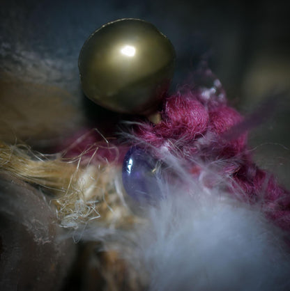 Ritualstab Intuition – Halbmond aus traditionell gebranntem Ton mit Amethyst & Kupfer - Art.Nr.: RST032