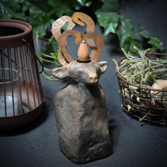 Rückfluss-Räucherkegelhalter Hirsch – Archaische Rauchbrandkunst für das Julfest