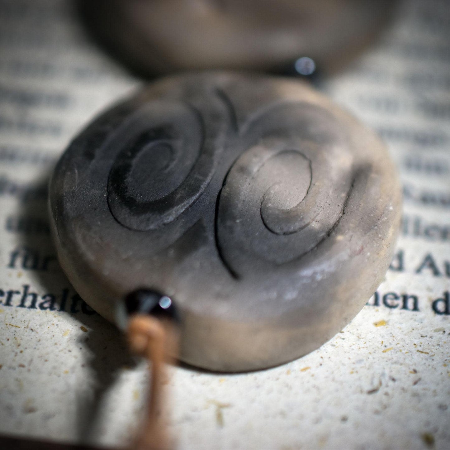 Weg der Transformation – Rauchbrand-Kette mit 5 Steinen für Wandel und Erneuerung - Art.Nr.: WKR003