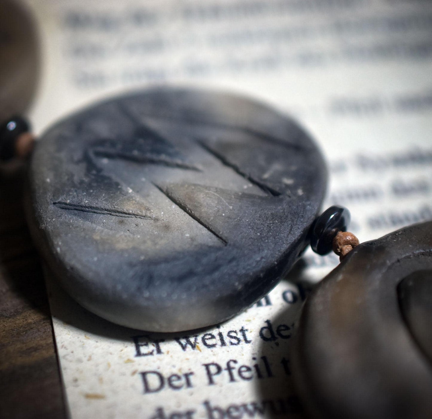 Weg der Transformation – Rauchbrand-Kette mit 5 Steinen für Wandel und Erneuerung - Art.Nr.: WKR003