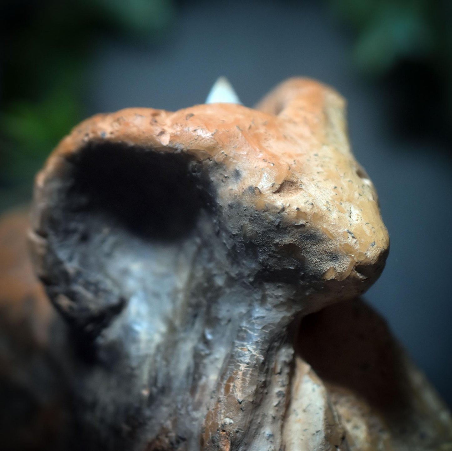 Rückfluss Räucherkegelhalter „Jul Ziege“ – Traditionelle Rauchbrandkunst für Heidnische Weihnachten - Art.Nr.: RÄH035