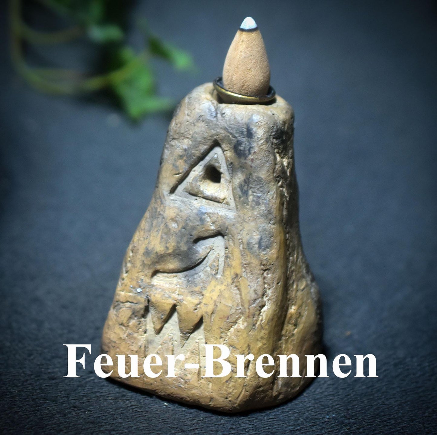 Sprache der Elemente – Räucherschalen & Rückfluss-Räucherkegelhalter aus Rauchbrand-Ton