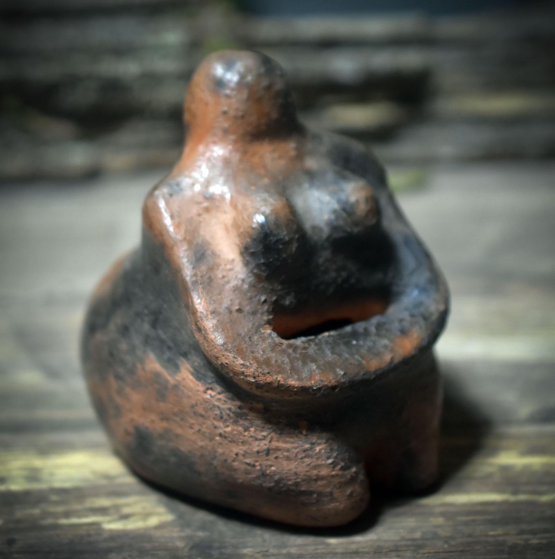 Hüterin deiner Wünsche – die archaische Göttin aus Rauchbrand-Ton - deine spirituelle Lebensbegleiterin - Art.Nr.: WSH006