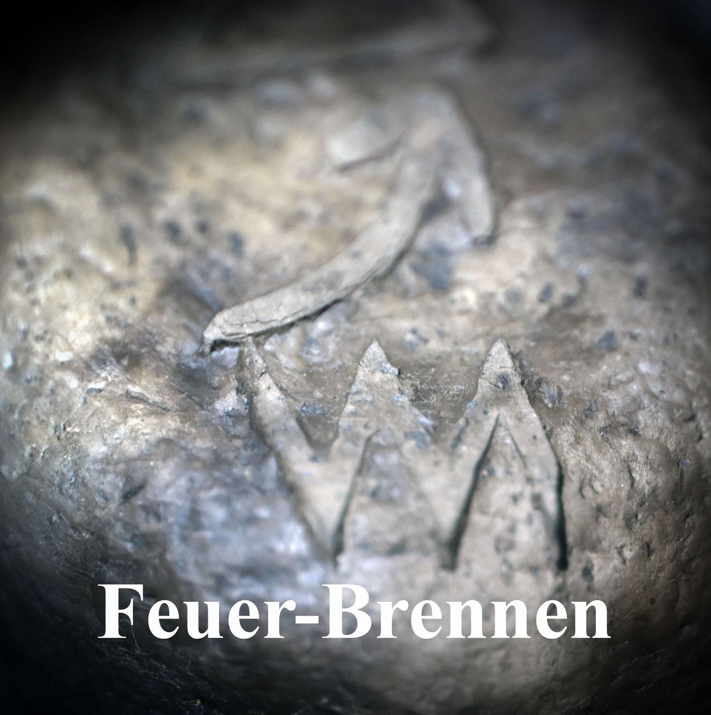 Sprache der Elemente – Räucherschalen & Rückfluss-Räucherkegelhalter aus Rauchbrand-Ton