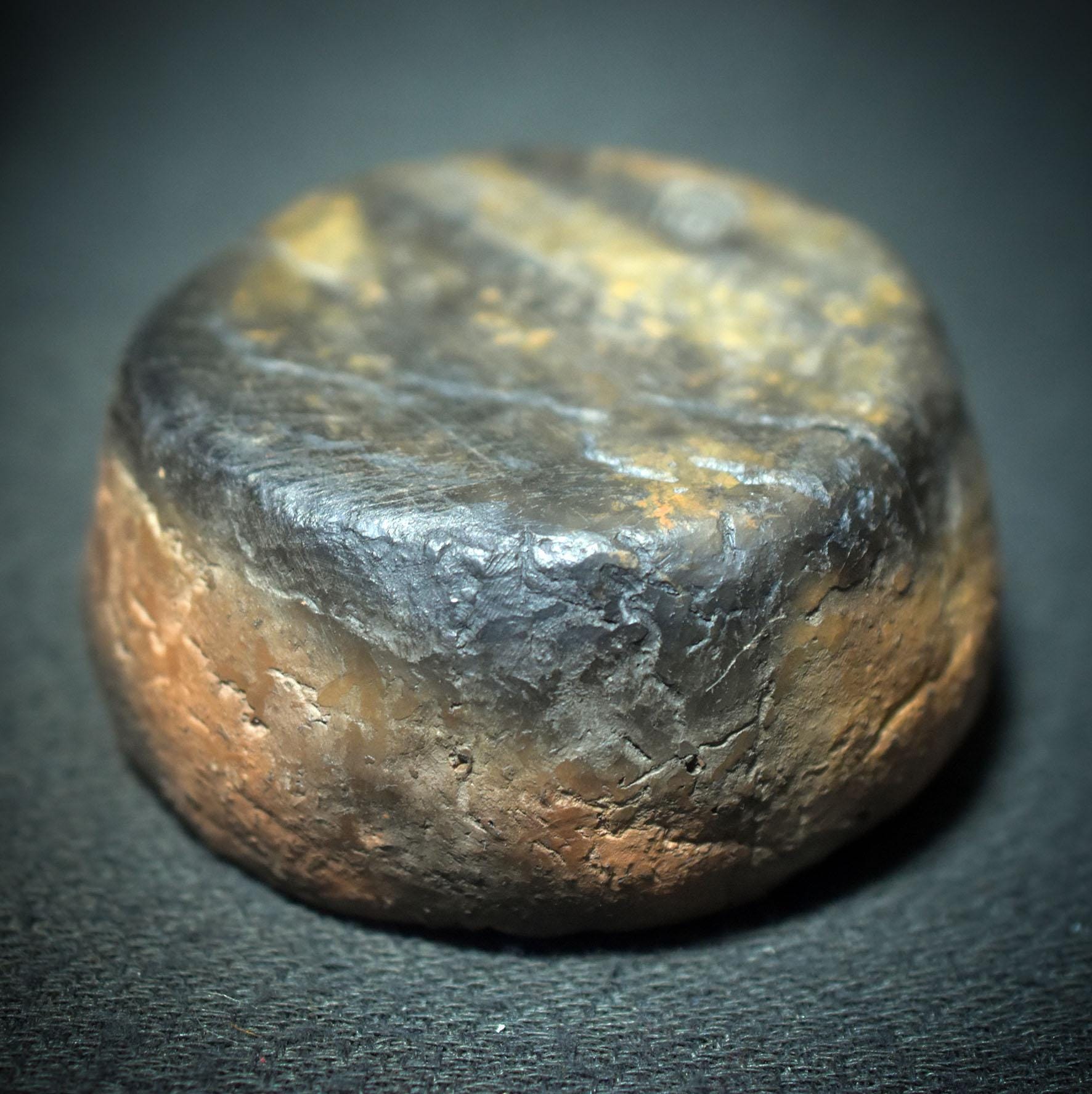 Sprache der Elemente – Räucherschalen & Rückfluss-Räucherkegelhalter aus Rauchbrand-Ton