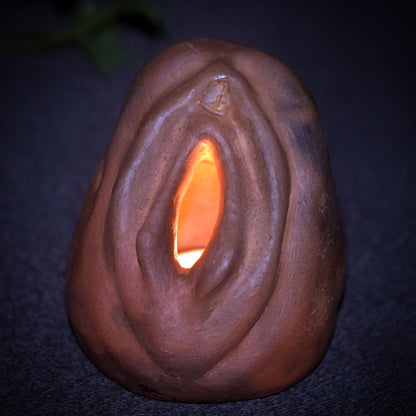 Archaisches Yoni Objekt – Rauchbrandkunst mit Citrin und innerem Licht - Art.Nr.: TKH015