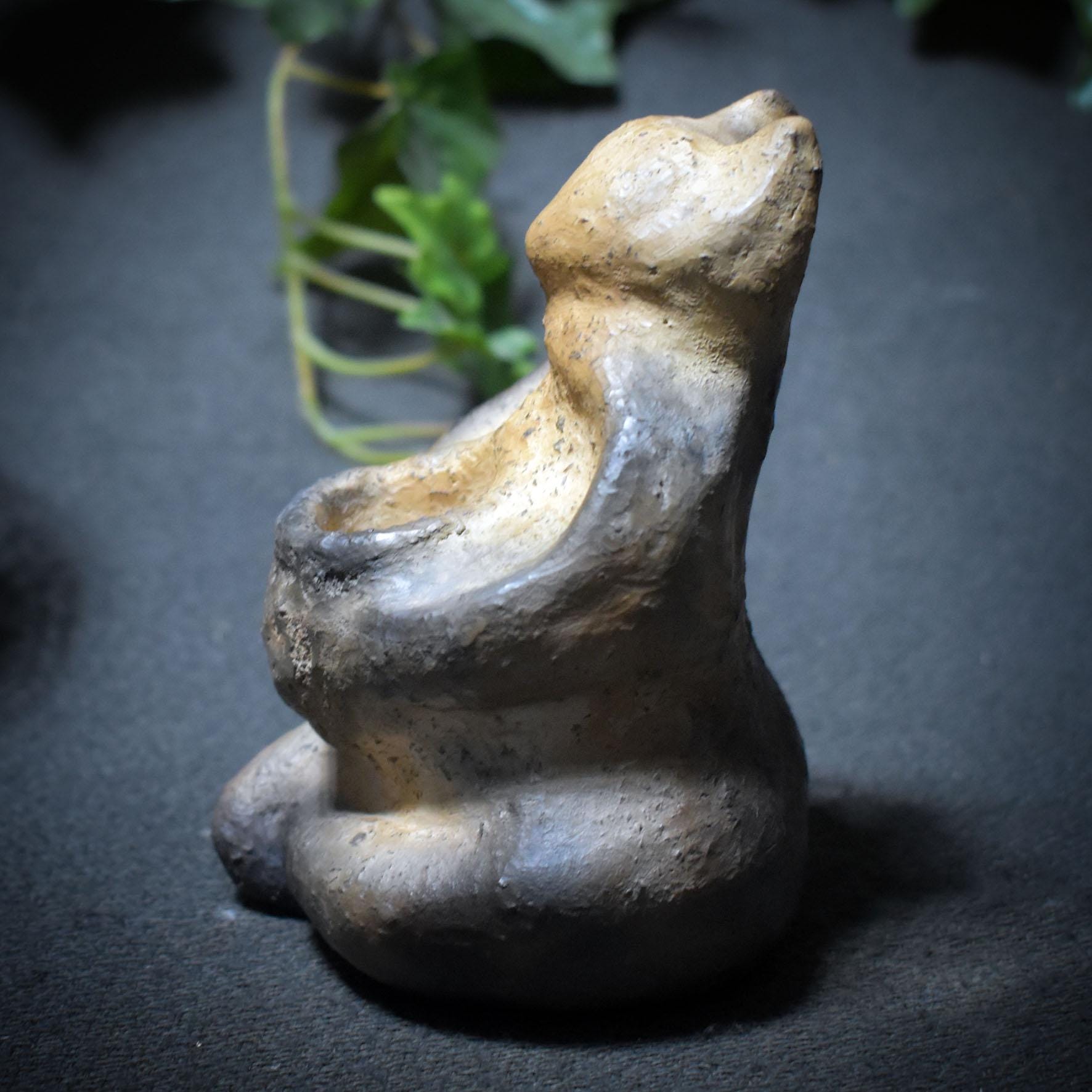 Rauchbrand Gehörnter Gott – Wicca Pagan Skulptur aus Ton