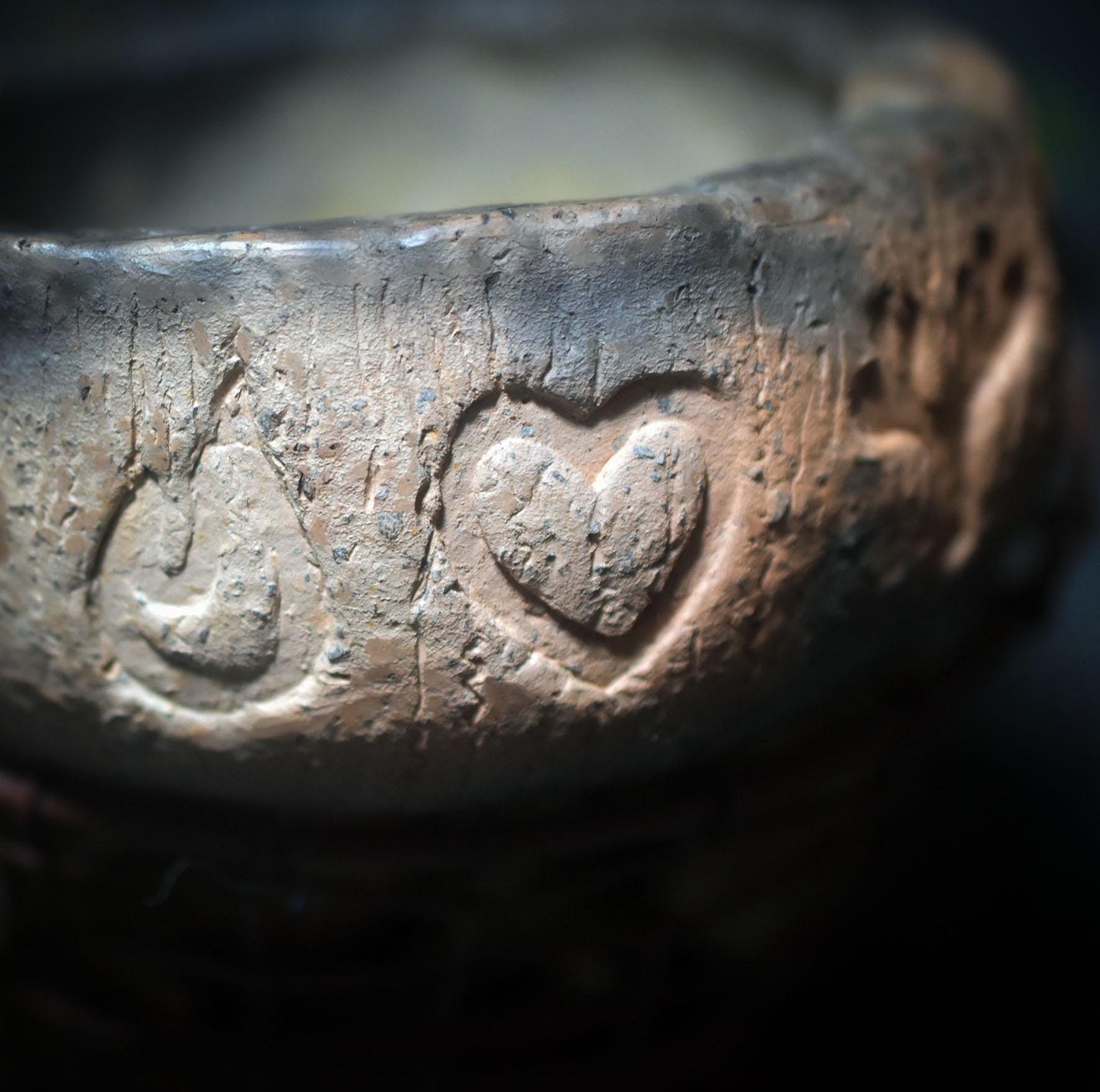 Räucherschale für die Rauhnächte – Handgemachtes Unikat aus traditioneller Rauchbrandkunst - Art.Nr.: JUL007