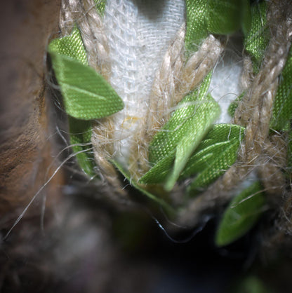 Ritualstab zur Heilung – Rauchbrandkopf der alten Hüterin aus Ton, Rosenquarz & Naturmaterialien - RST039